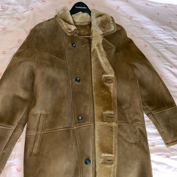 Fur Coat - Picture 4 of 6